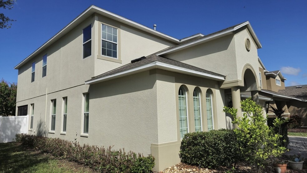 Building Photo - 302 Taxter Run Ln