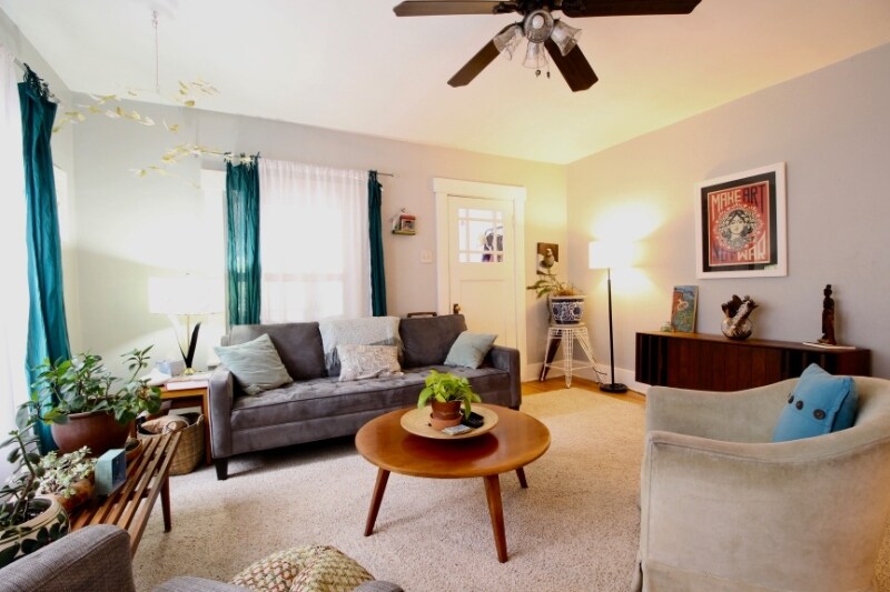 Building Photo - 3070 S Pennsylvania St