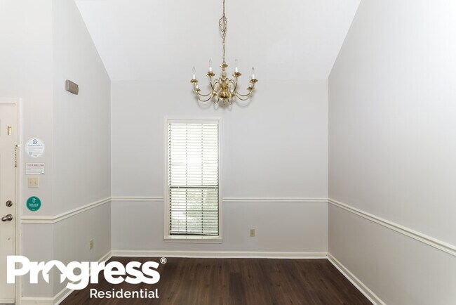 Building Photo - 10165 Fox Chase Dr