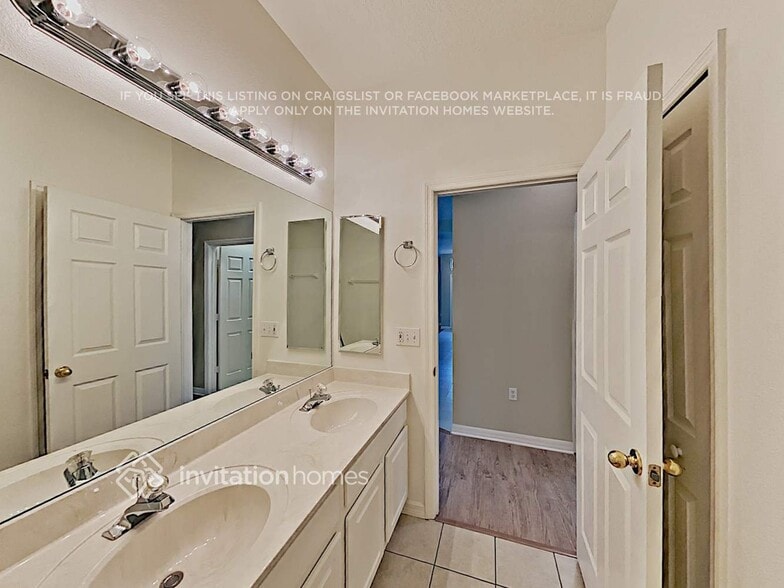 Building Photo - 612 Ashwell Ct