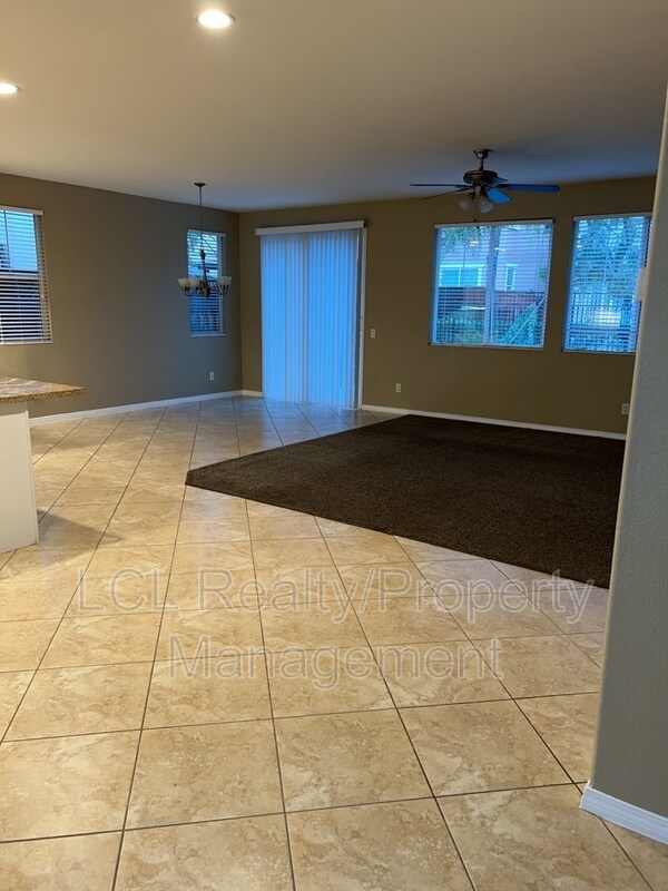 Building Photo - 30364 Skipstone Way