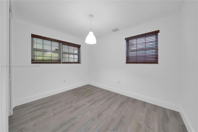 Building Photo - 1531 NW 81st Ave