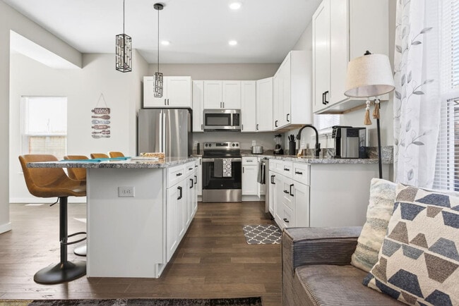 Building Photo - 518 Prospect St