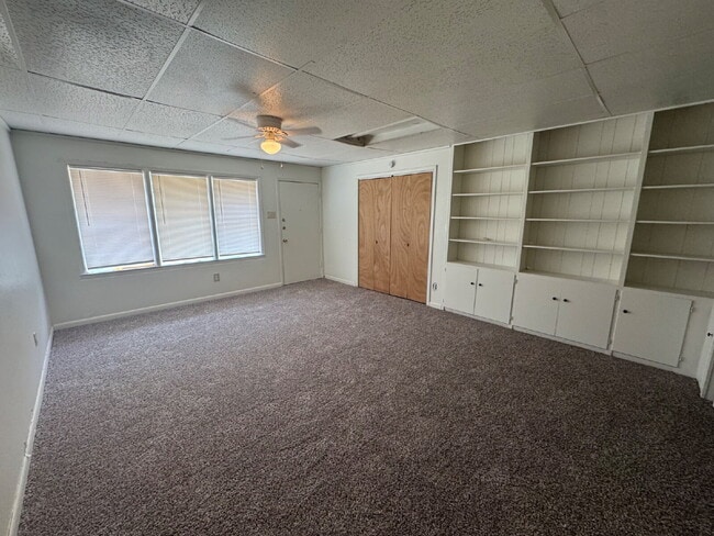 Building Photo - Lovely 3-Bedroom Duplex in Lubbock!