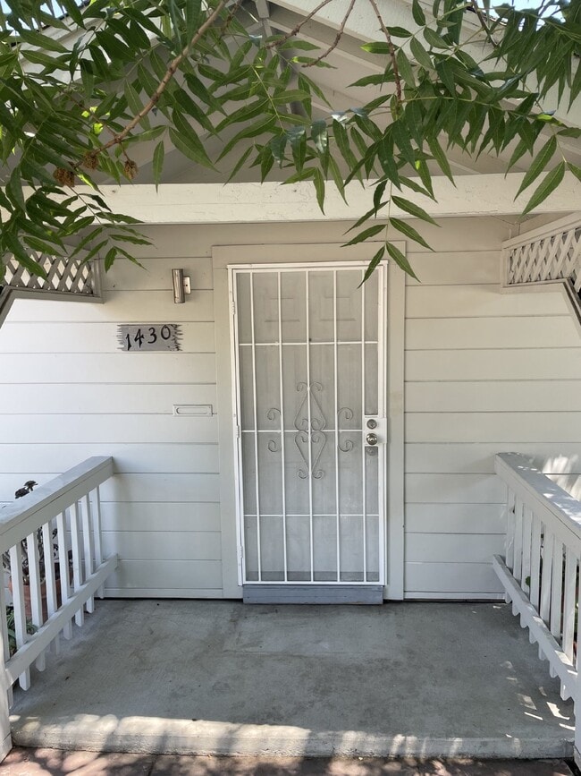 Building Photo - Charming and cozy 2 bedroom home in prime location of Walnut Creek!