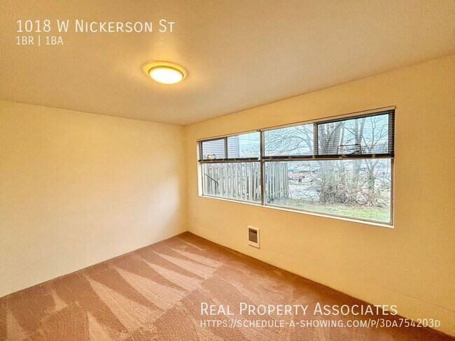 Building Photo - 1018 W Nickerson St