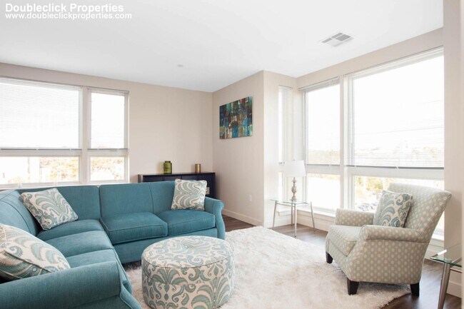 Building Photo - 180 Eastern Ave