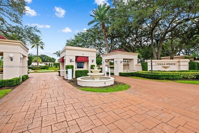 Building Photo - 718 Deer Creek Via Verona