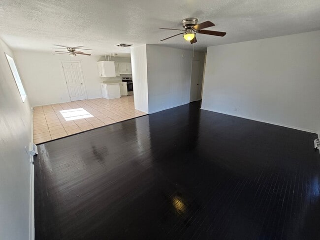 Building Photo - What!!! Less than $1.00 per square foot!!!...