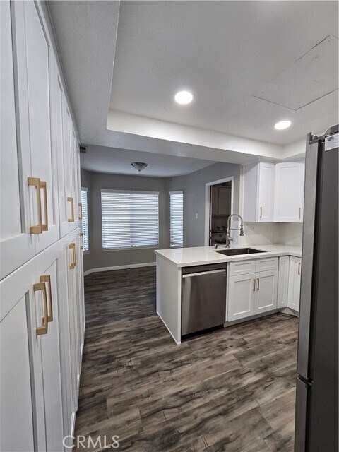 Building Photo - 28973 Willow Creek Ln