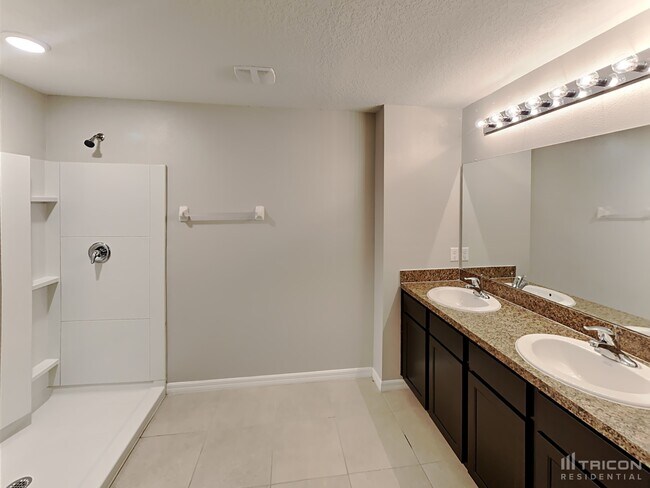 Building Photo - 10305 Geese Trail Cir