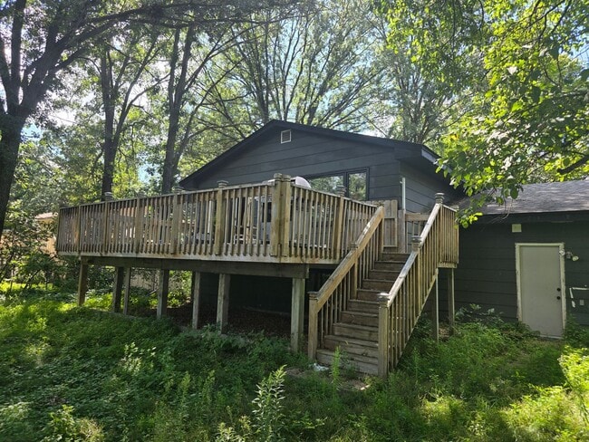 Building Photo - Spacious 3-Bedroom Home in Coon Rapids
