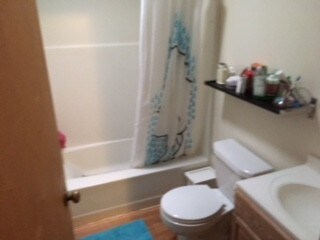 Building Photo - 103 Larch Rd