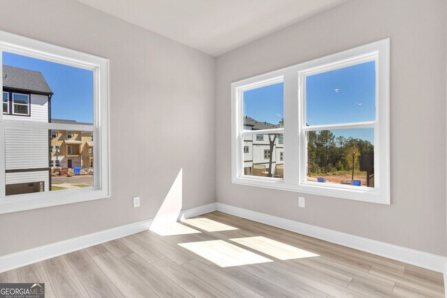 Building Photo - 423 Lincoln St