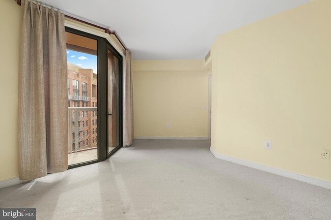 Building Photo - 616 E Street NW Unit 1005