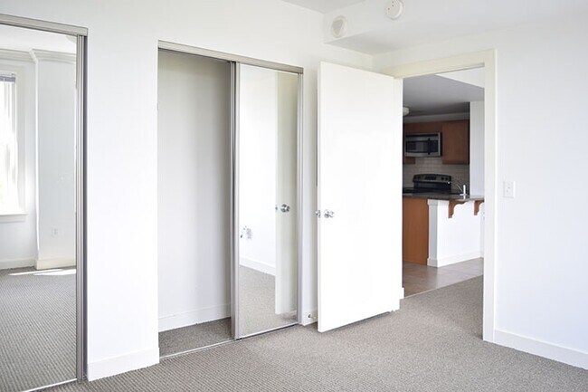 Interior Photo - The Brownhardt