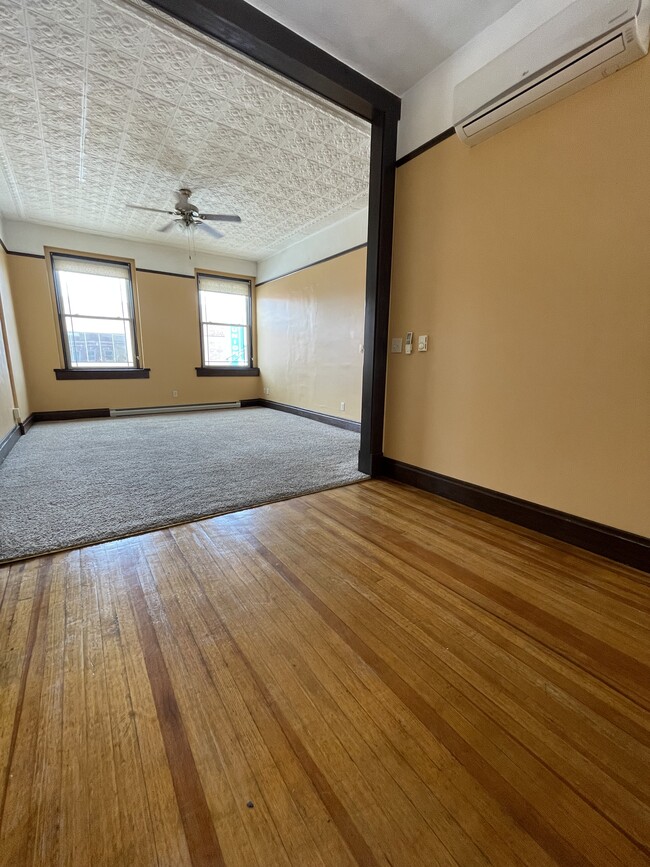 Building Photo - Sunflower Estate LLC