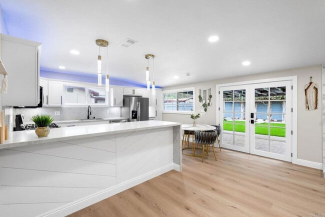 Building Photo - 13824 Powers Rd