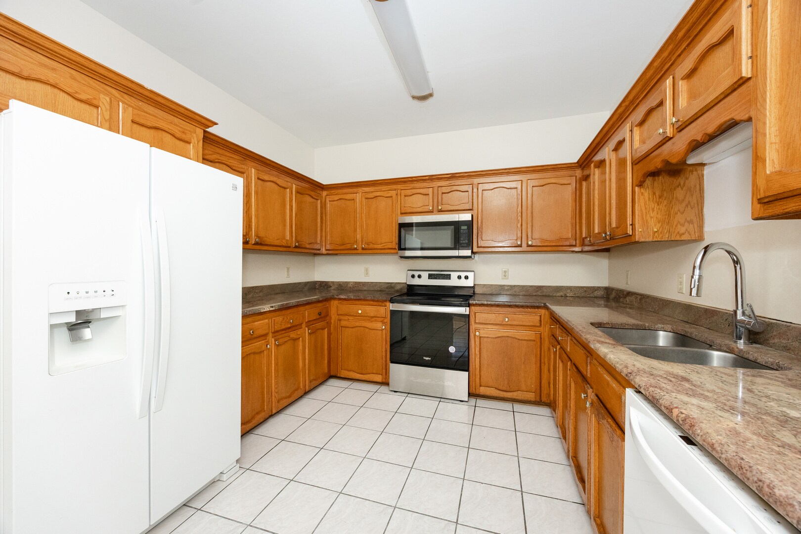 Building Photo - 9540A Lindale Ave