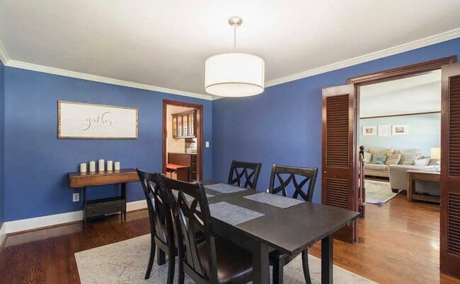 Building Photo - 711 Jonathan Dr