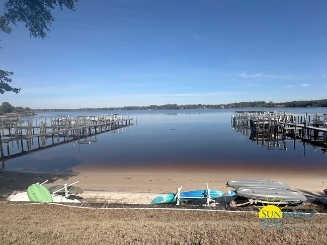 Building Photo - 3 Bedroom Townhome with Community Pools, Dock & Beach Access in Hidden Bay Village!