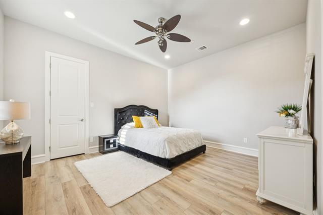 Building Photo - 920 Rhone Ln