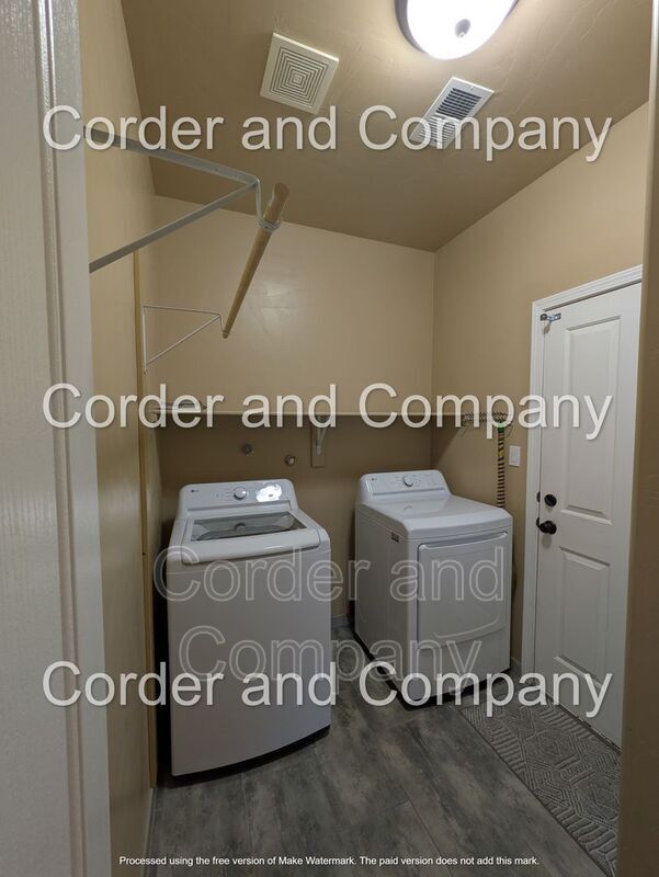 Building Photo - 940 Sellers Dr NE