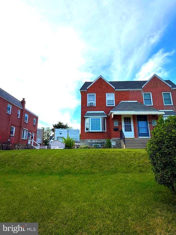 Building Photo - 9944 Ferndale St