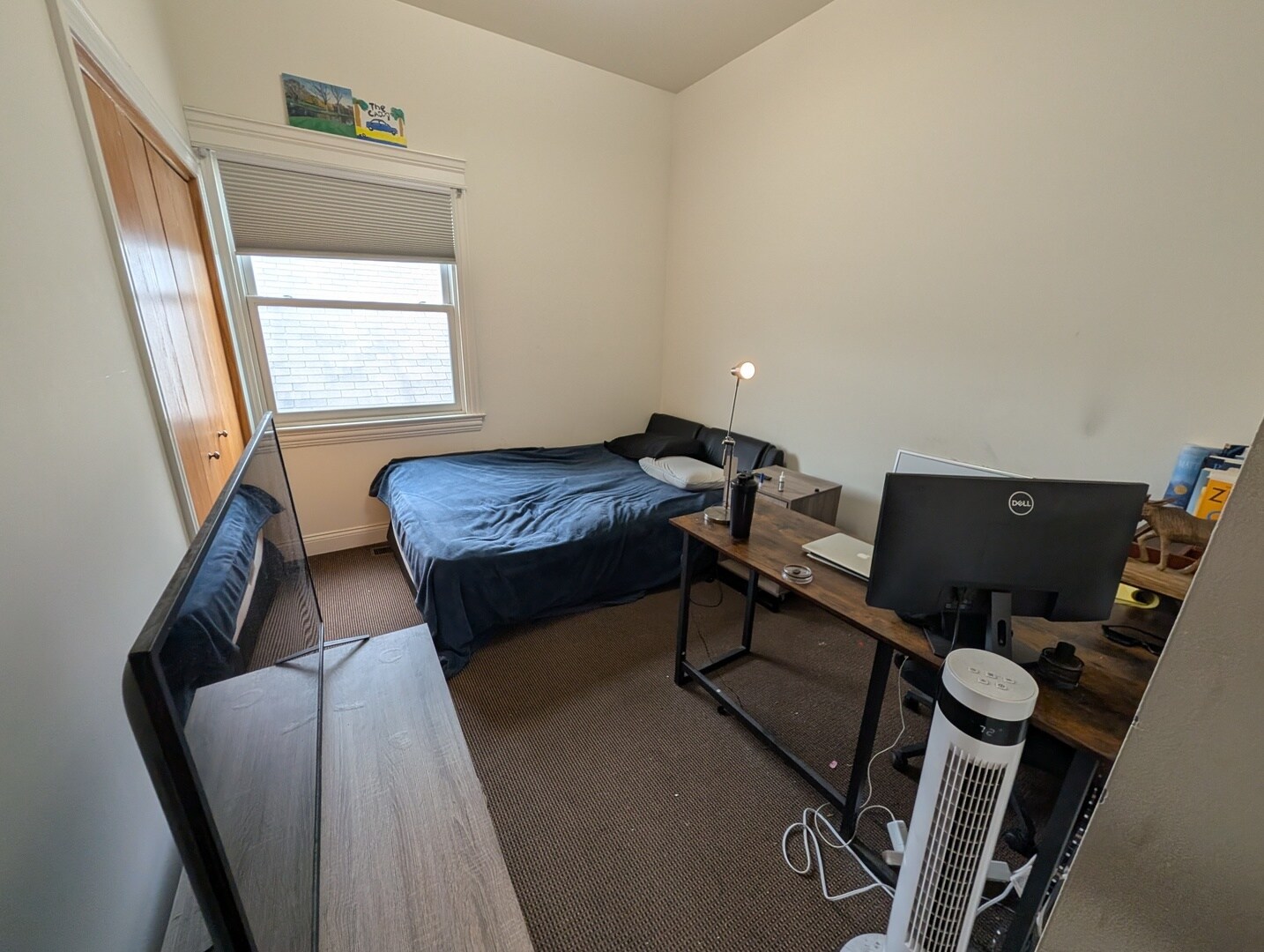 Building Photo - 1655 W Wrightwood Ave