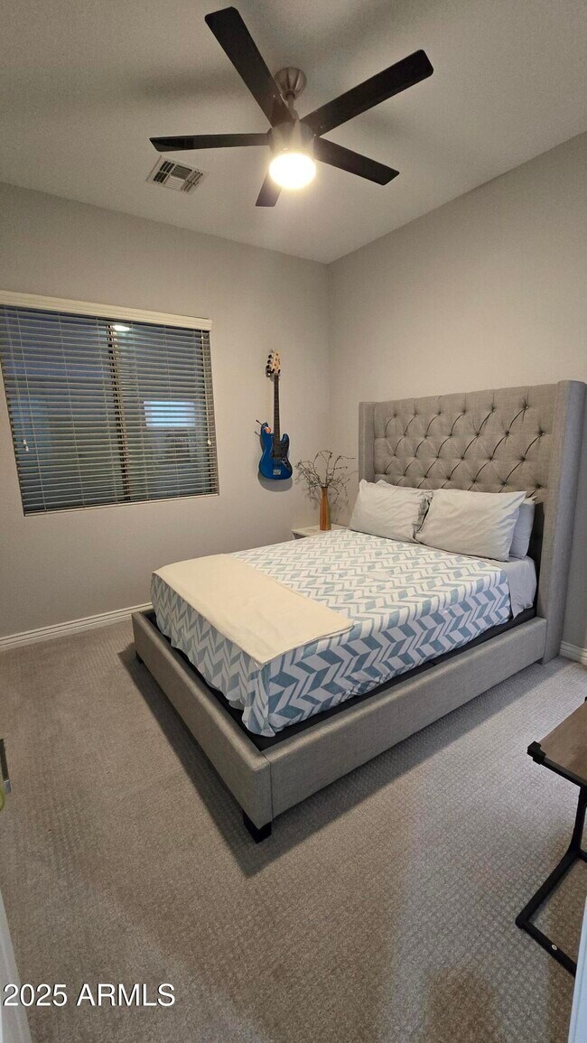 Building Photo - 17591 W Dahlia Dr