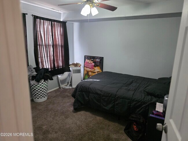 Building Photo - 421 Ibis Ct