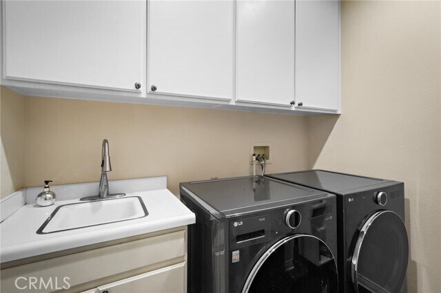 Building Photo - 22645 Hazeltine