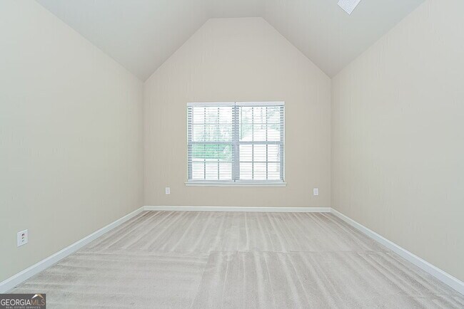 Building Photo - 9105 Overlook Dr