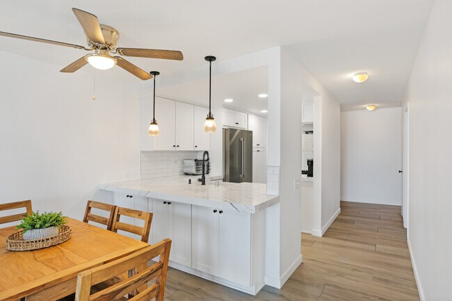 Building Photo - 1244 Seacoast Dr