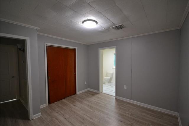 Building Photo - 118 Easy St