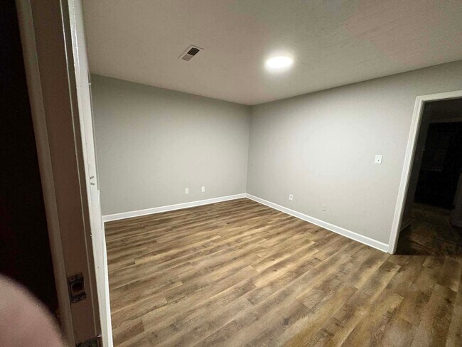 Building Photo - 938 Norris St