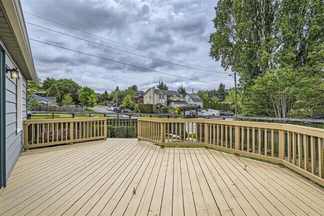Building Photo - New Price!! Newly Remodeled 2BR/1BA House ...