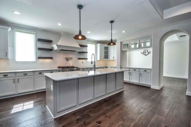 Building Photo - 10441 Sockeye Dr