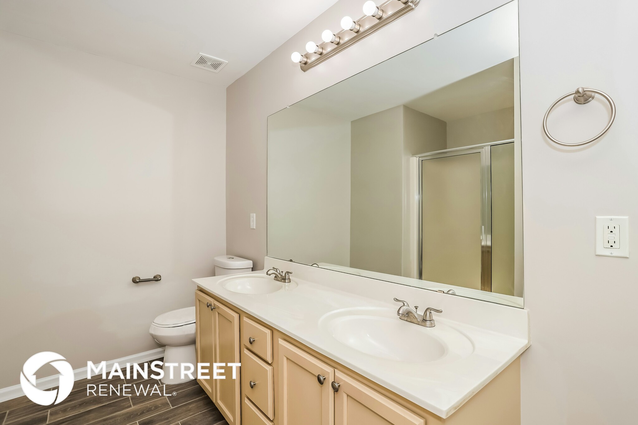 Building Photo - 1615 Chattahoochee Ct