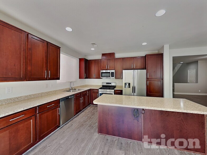 Building Photo - 10613 Sand Mountain Ave