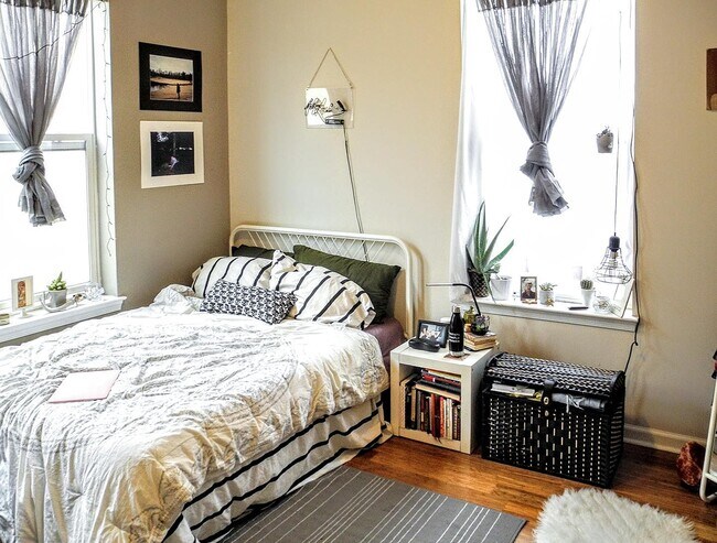 Building Photo - 1509 W Girard Ave