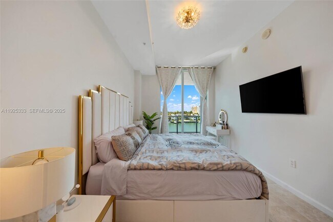 Building Photo - 7930 East Dr