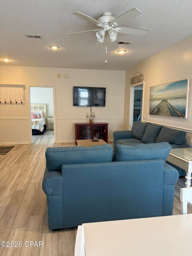 Building Photo - 7908 Sunset Ave