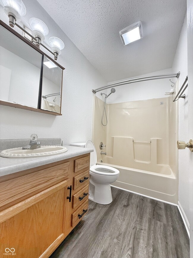 Building Photo - 776 Alvey Ct