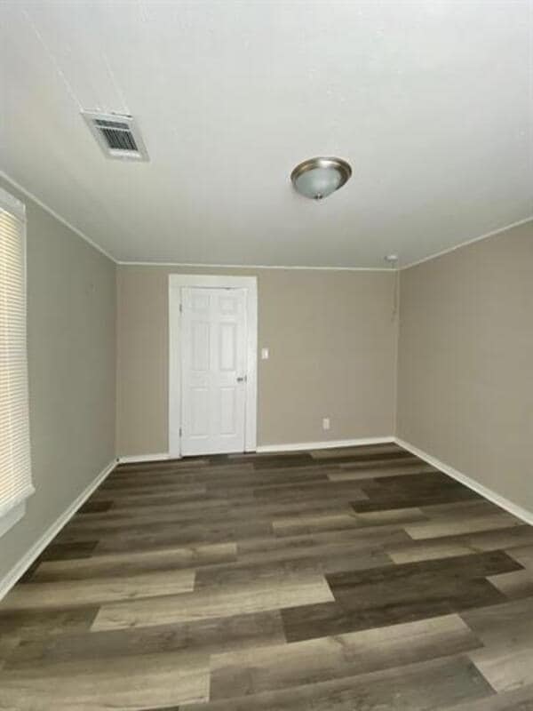 Building Photo - 108-108 De Groat St