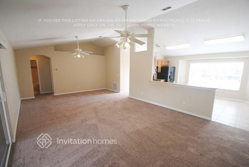 Building Photo - 135 Compass Rose Dr