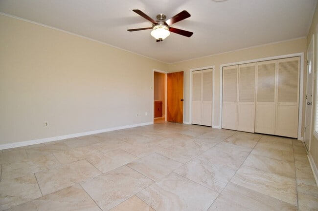 Building Photo - 4 Bed, 2 Bath Home in Ruston!