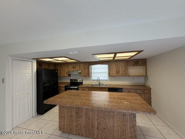 Building Photo - 813 Poinciana St