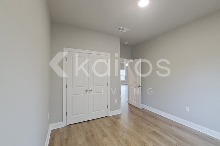 Building Photo - 13785 Willowmore Dr