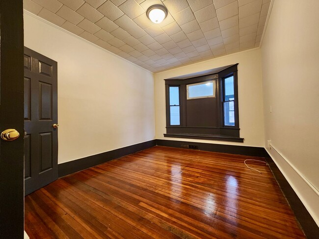 Building Photo - 434-438 Emerson Street